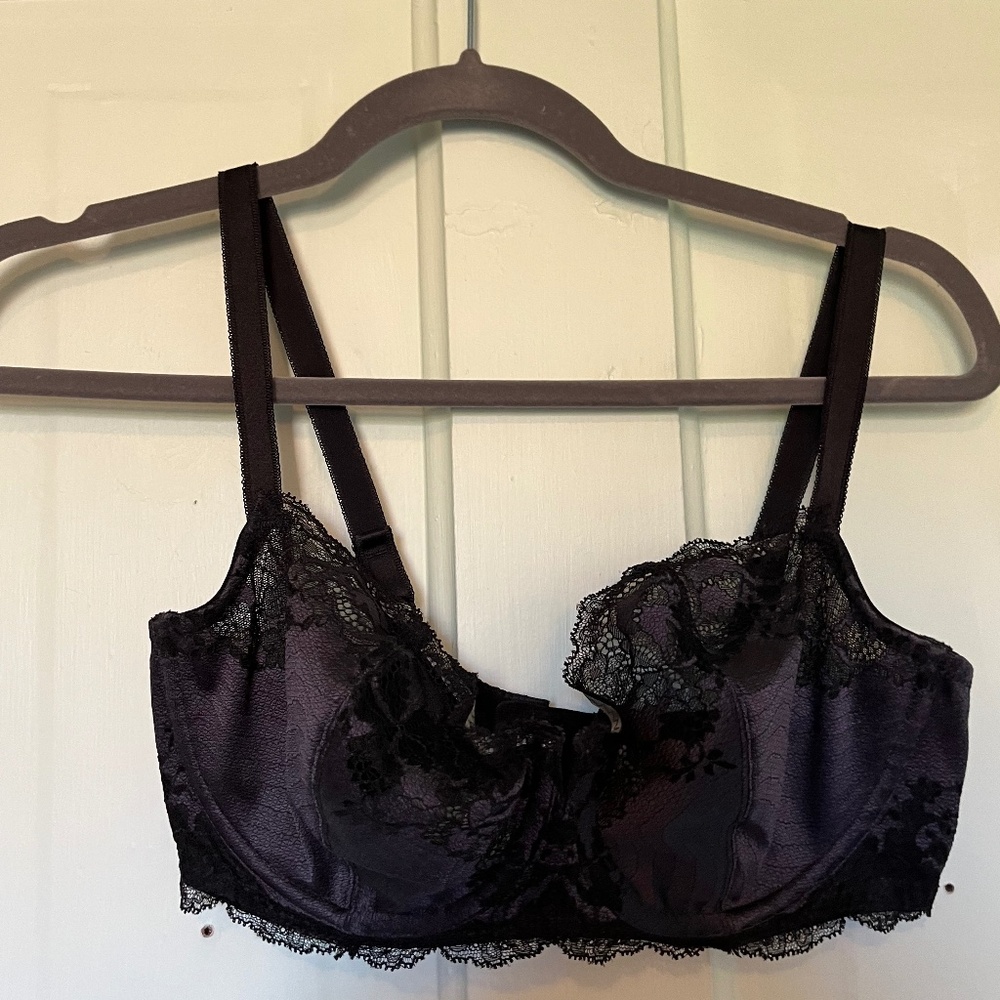 Wacoal Womens Underwire Bra 34DD